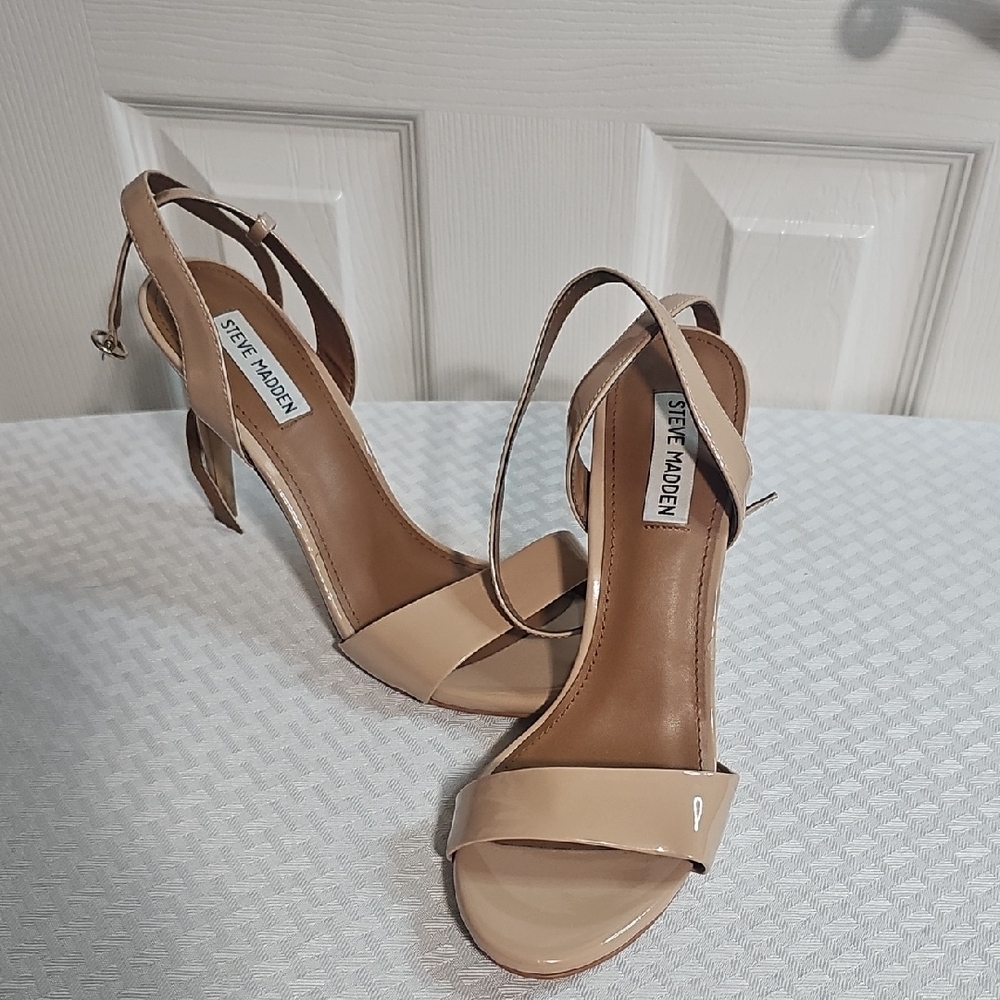 Steve Madden Tan Stiletto Heels Minimalist‎ Design